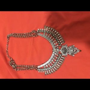 Statement necklace